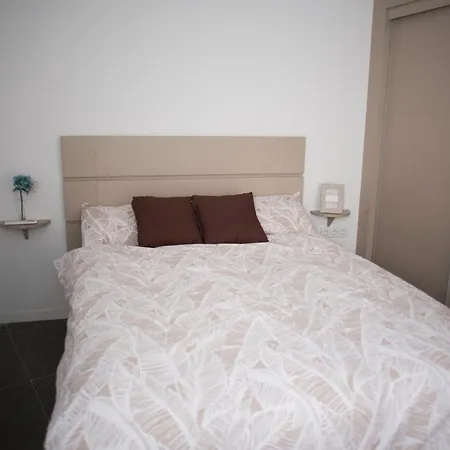 Apartment El Tanguillo Little *